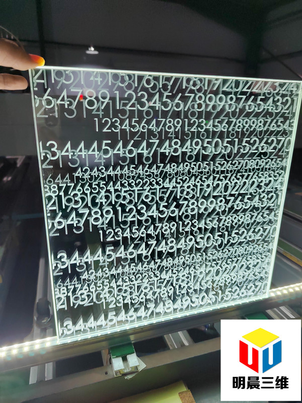 內雕玻璃：一種結合藝術和技術的杰作